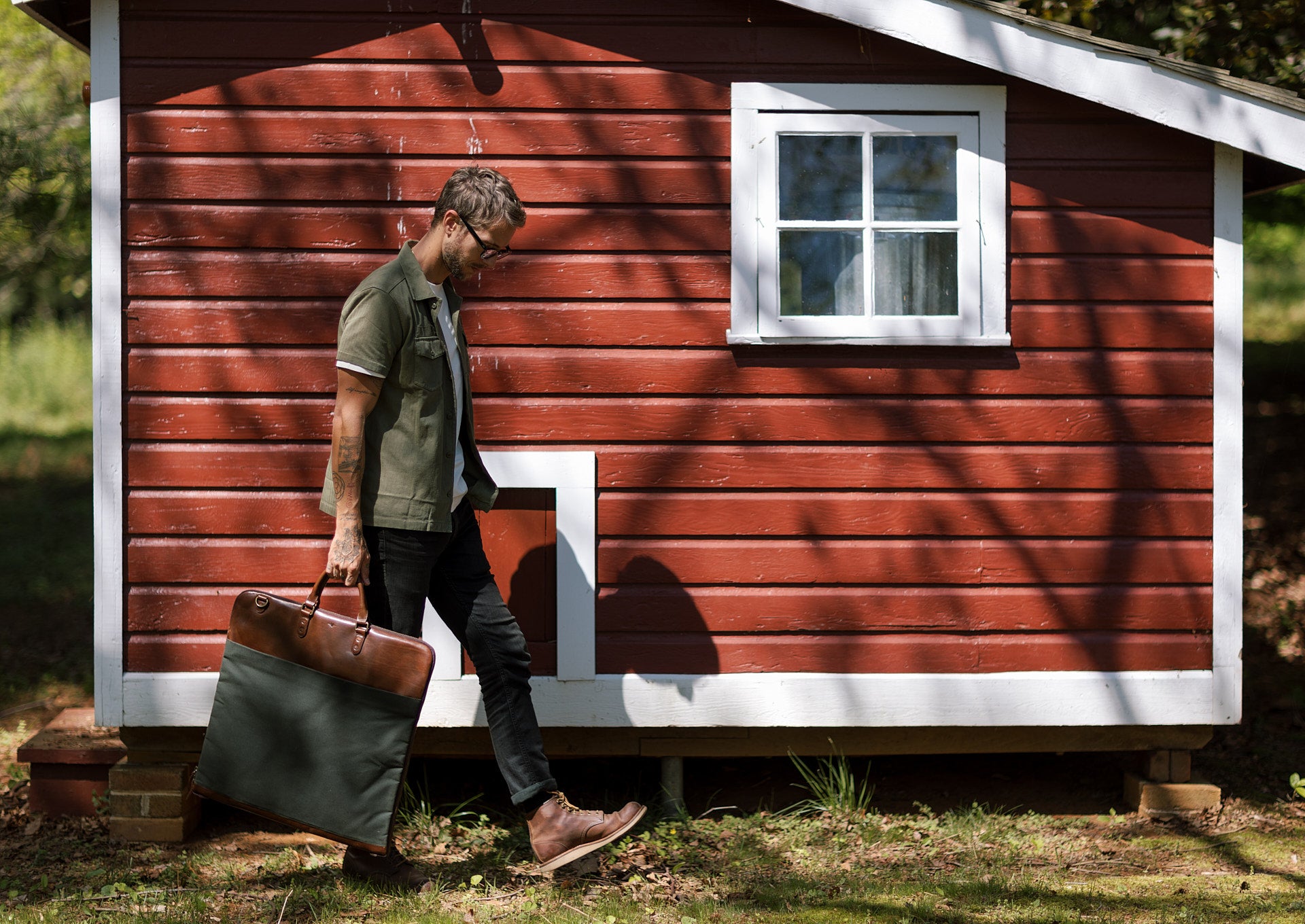 Best garment bag for men. 