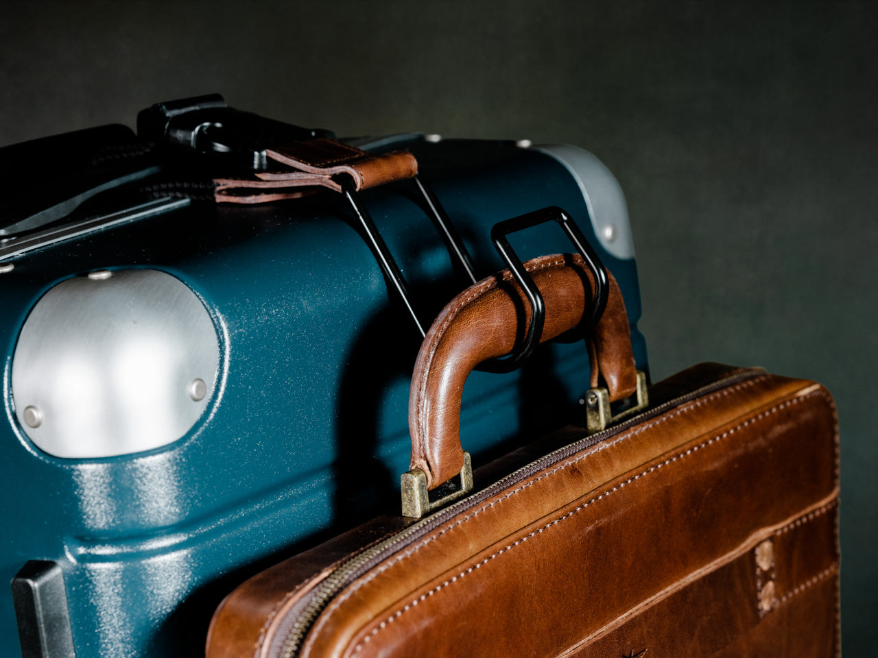 Luggage Connector – Satchel & Page