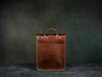 Leather vertical 2025 messenger bag