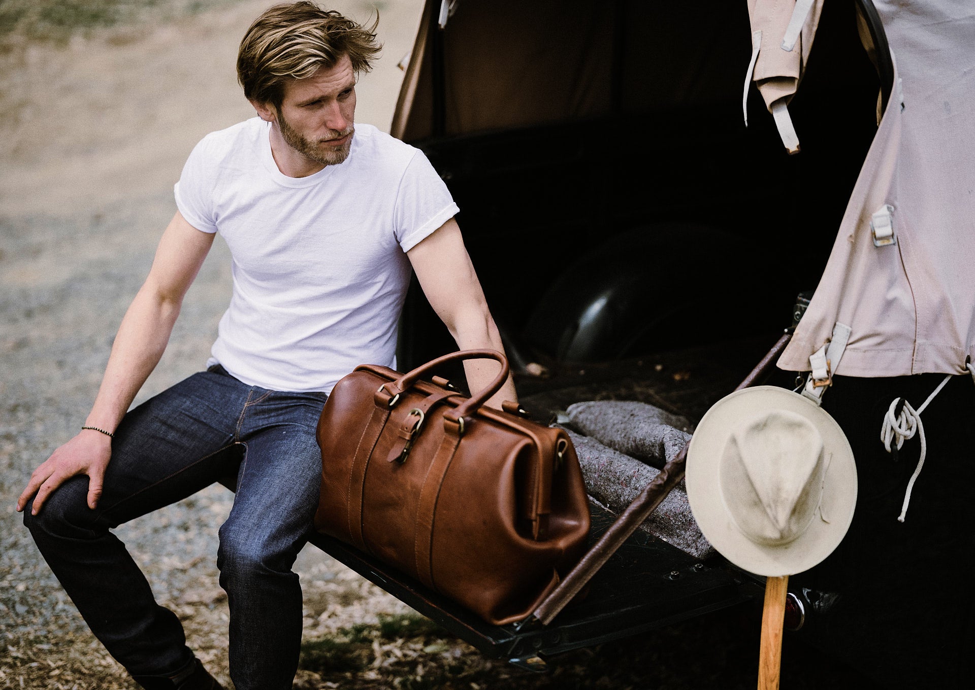 Gladstone leather duffle bag Clearance