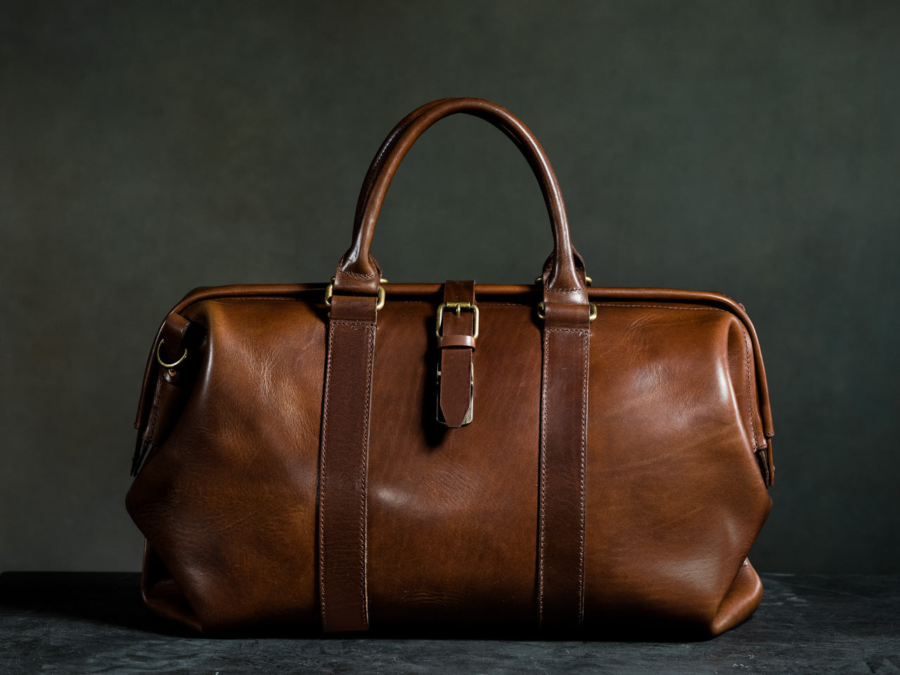 Pad & Quill Debuts the Gladstone Duffle Bag and Briefcase