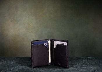 Black leather minimalist leather card wallet